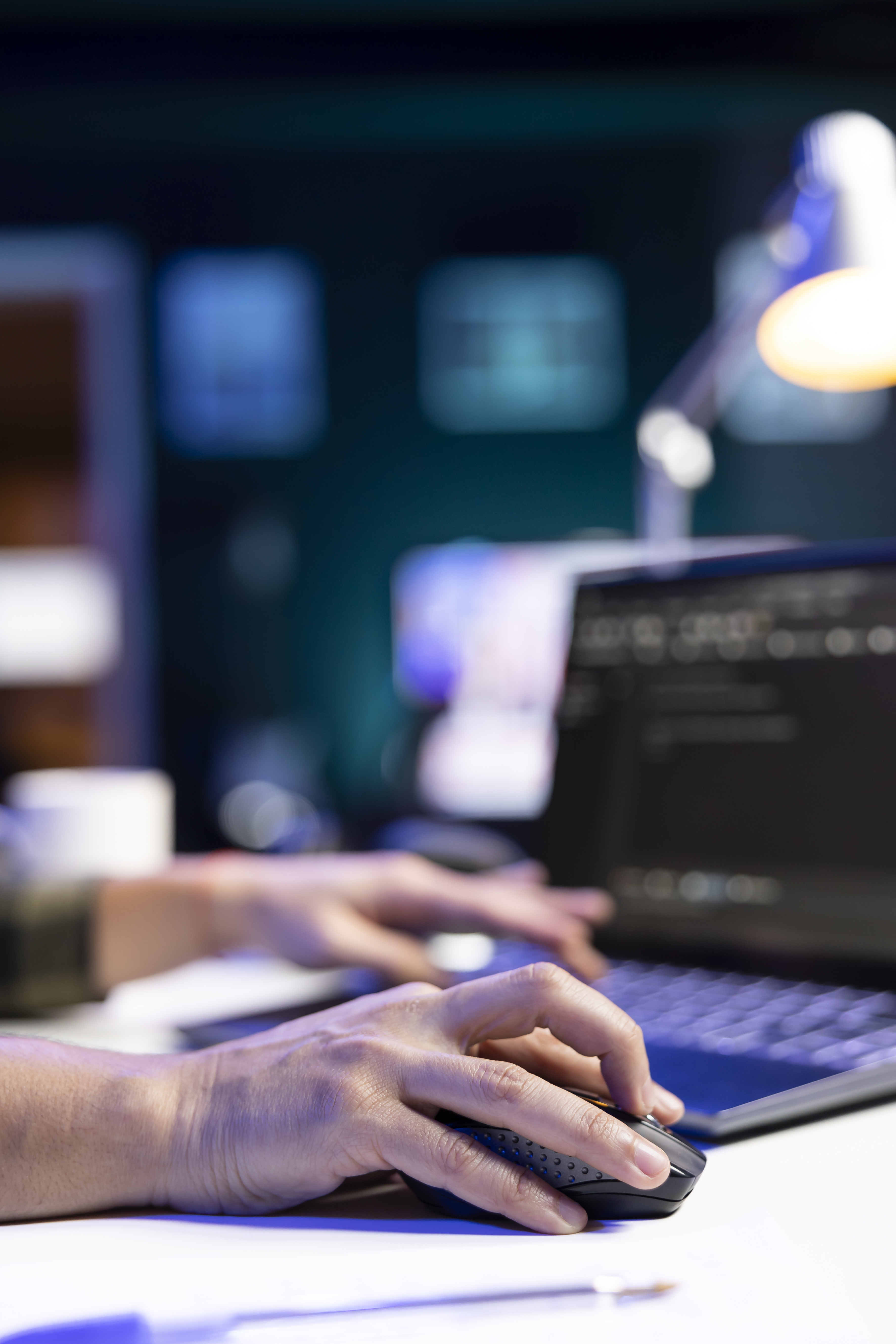 Deploying and Managing Virtual Desktops